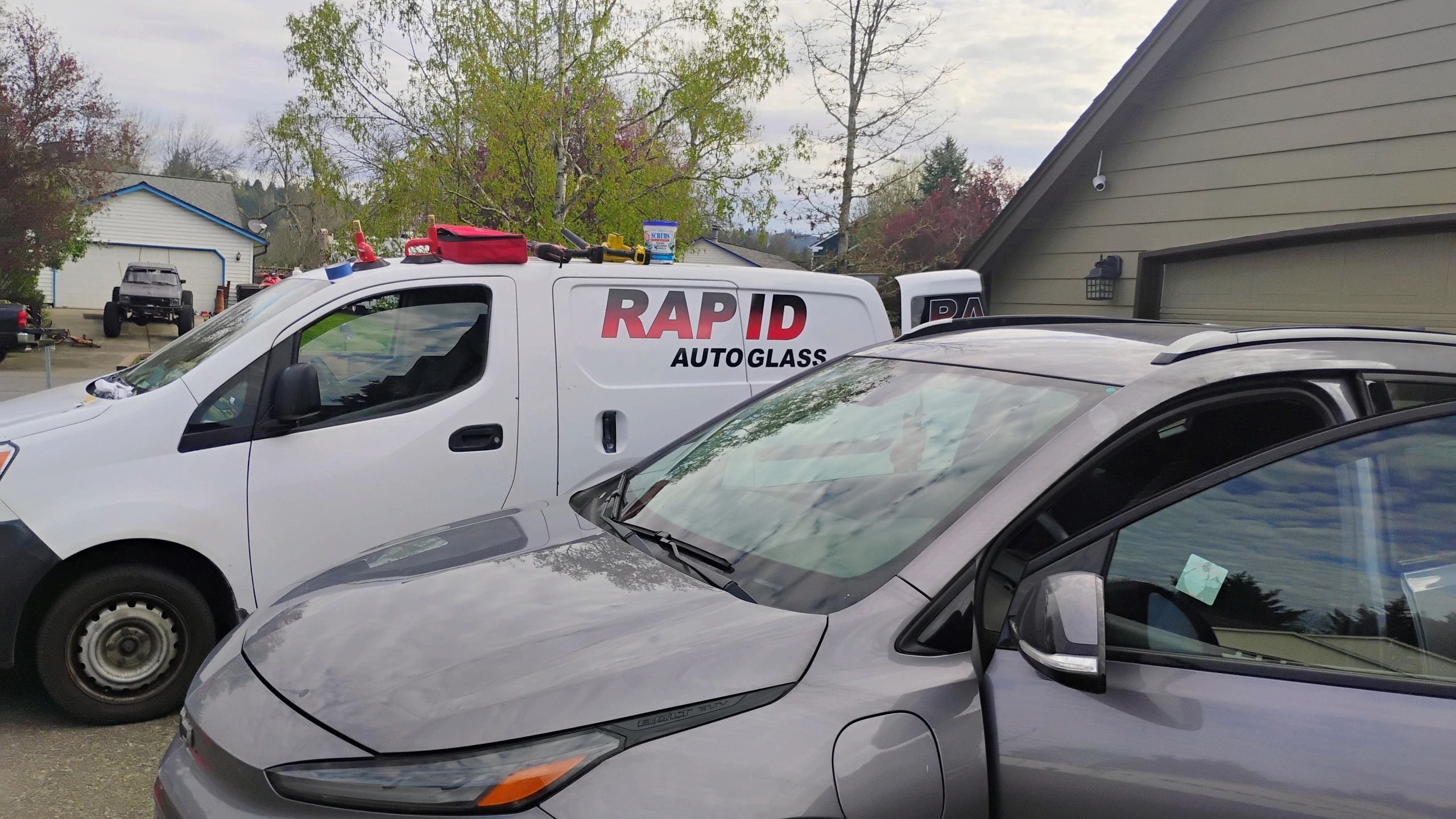 Rapid Auto Glass service van